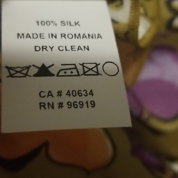 Marc Jacobs 100% Silk Floral Skirt - Picture 9 of 9